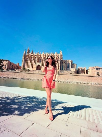 La Seu Cathedral Palma De Mallorca Spain — фото погоды в июле (2026-07-04)