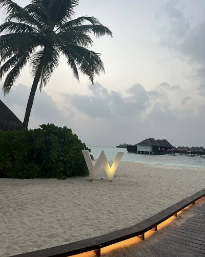 W Hotel Maldives — фото погоды в январе (2026-01-08)