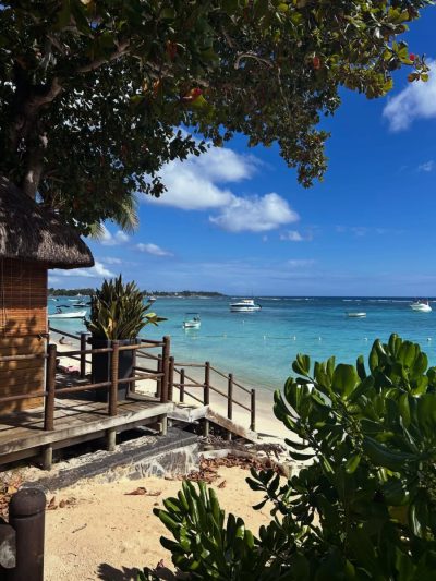Trou Aux Biches Beach, Île Maurice в июле — фото погоды (2026-07-13)