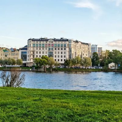 Saint-Petersburg, "Divo Ostrov" в июне — фото погоды (2026-06-22)