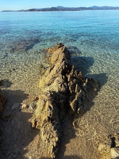 Cala Moresca в июне — фото погоды (2026-06-14)