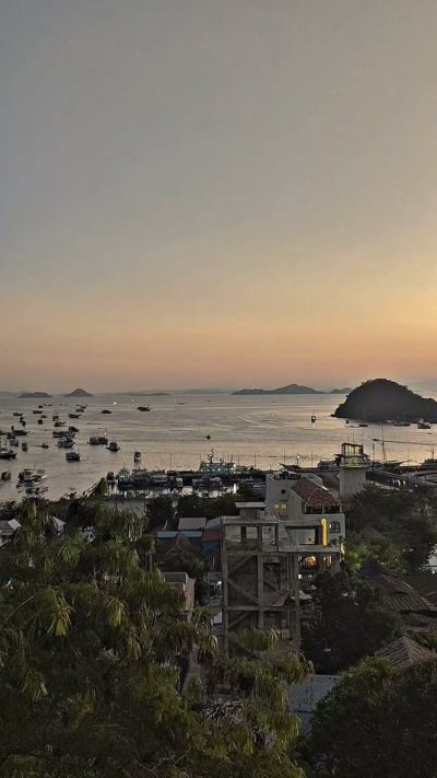 Puncak Waringin, Labuan Bajo в июле — фото погоды (2026-07-16)