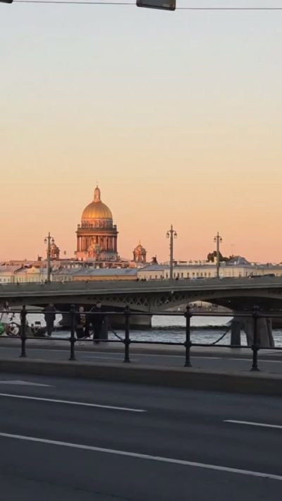 Vasilievsky St. Petersburg в июле — фото погоды (2026-07-16)