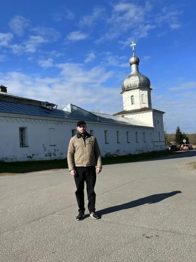 Юрьев Монастырь Великий Новгород в апреле — фото погоды (2026-04-19)