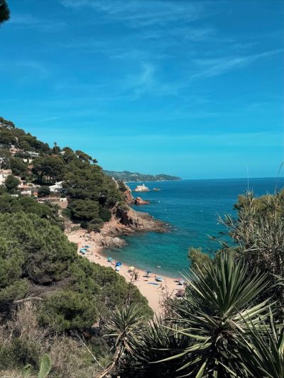 Cala Sant Francesc, Blanes в сентябре — фото погоды (2025-09-24)