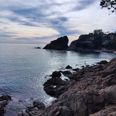 Cala Sant Francesc, Blanes в декабре — фото погоды (2025-12-07)
