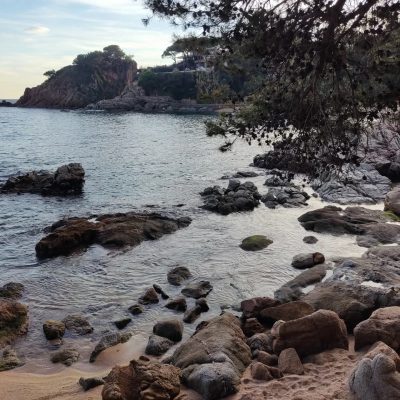 Cala Sant Francesc, Blanes в декабре — фото погоды (2025-12-07)