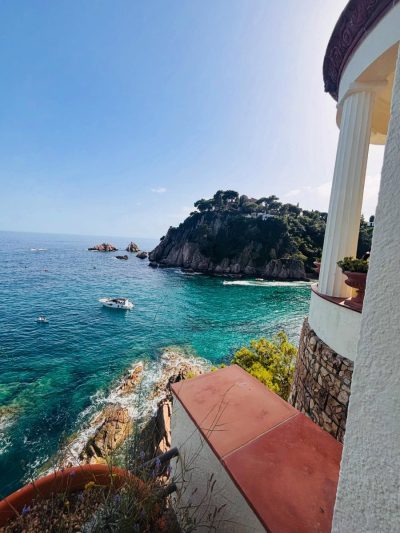 Cala Sant Francesc, Blanes в июне — фото погоды (2026-06-22)