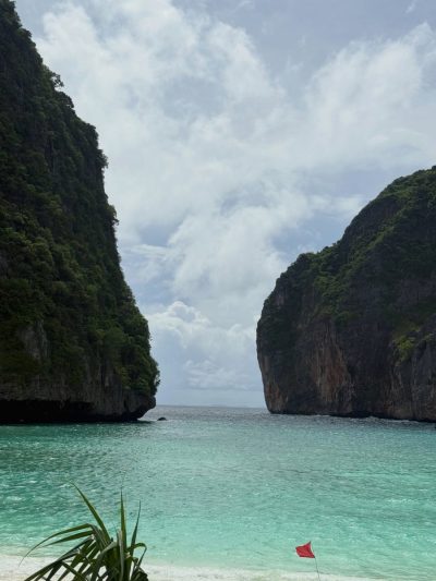 Maya Bay Phi Phi Island в июне — фото погоды (2026-06-09)
