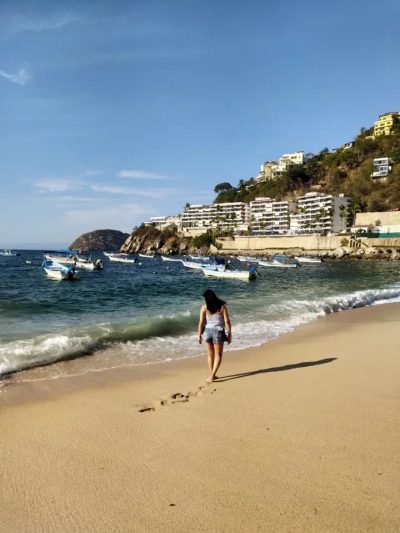 Playa Mismaloya Puerto Vallarta в январе — фото погоды (2026-01-27)
