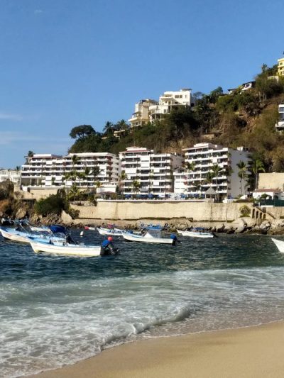 Playa Mismaloya Puerto Vallarta в январе — фото погоды (2026-01-27)