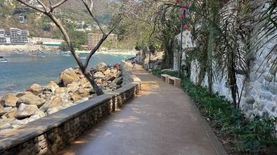 Playa Mismaloya Puerto Vallarta в марте — фото погоды (2026-03-13)