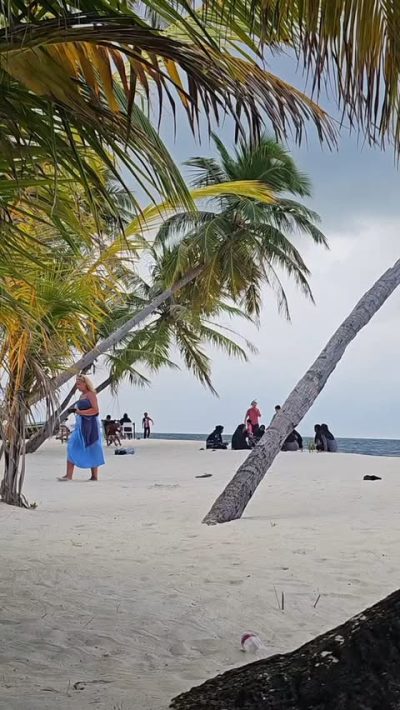 Maalhos Beach в августе — фото погоды (2025-08-28)
