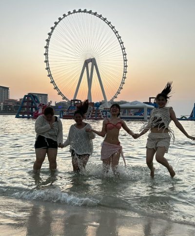 Jumeirah Beach - Dubai, UAE в июне — фото погоды (2026-06-12)