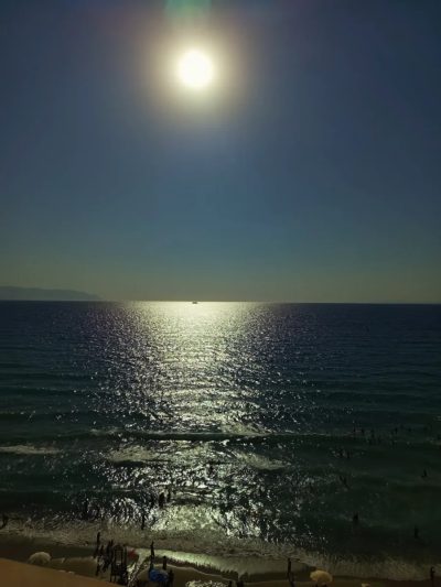 Kadınlar Denizi Kuşadası в июле — фото погоды (2026-07-08)