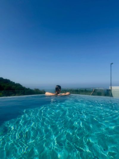 Crest Resort & Pool Villas — фото погоды в марте (2026-03-03)