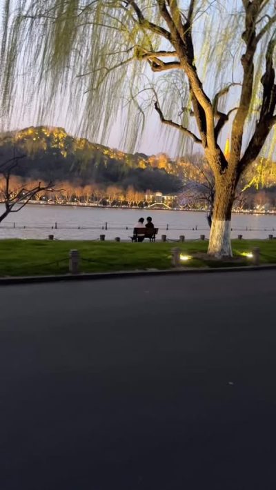 West Lake (Xihu) Hangzhou, Zhejiang China в марте — фото погоды (2026-03-21)