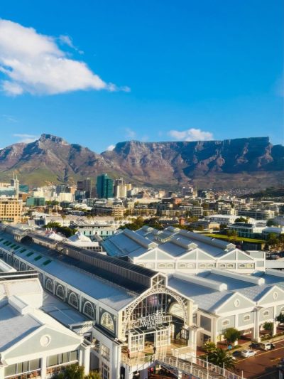 Table Mountain, Cape Town в апреле — фото погоды (2026-04-15)