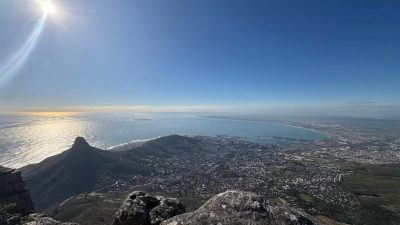 Table Mountain, Cape Town в июле — фото погоды (2026-07-01)