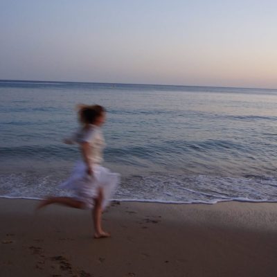 Praia De Porto Mós в сентябре — фото погоды (2025-09-25)