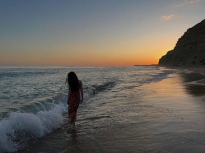 Praia De Porto Mós в феврале — фото погоды (2026-02-21)
