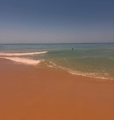 Praia De Porto Mós в июне — фото погоды (2026-06-18)