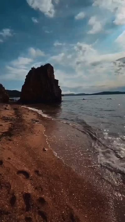 Бухта Новый Джигит, О. Русский в августе — фото погоды (2025-08-28)