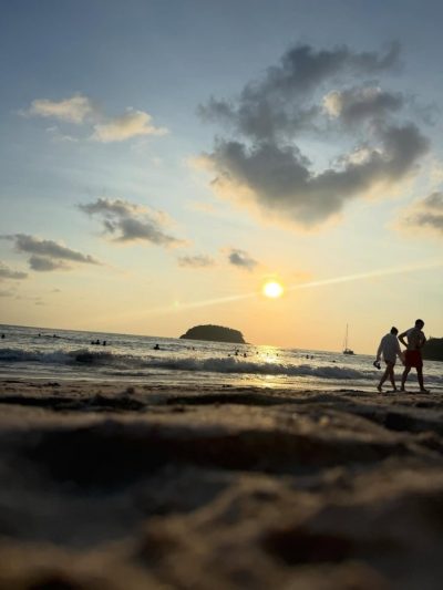 Kata Beach Phuket Thailand в апреле — фото погоды (2026-04-28)