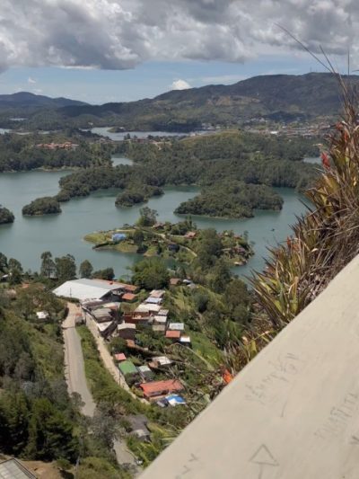 Guatape- Medellin-La Piedra Del Peñol в декабре — фото погоды (2025-12-28)