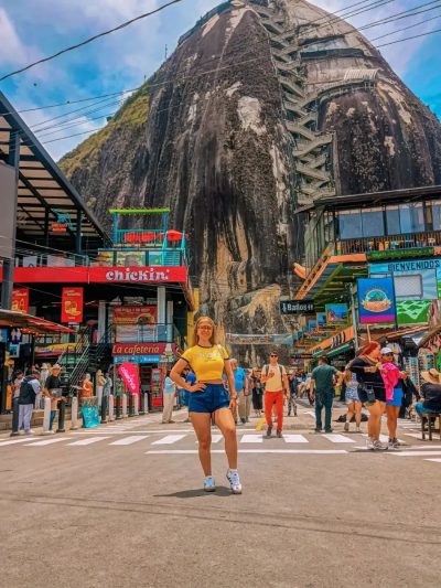 Guatape- Medellin-La Piedra Del Peñol в марте — фото погоды (2026-03-15)