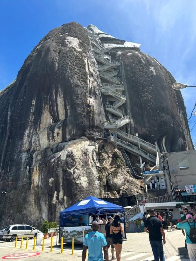 Guatape- Medellin-La Piedra Del Peñol в июне — фото погоды (2026-06-30)
