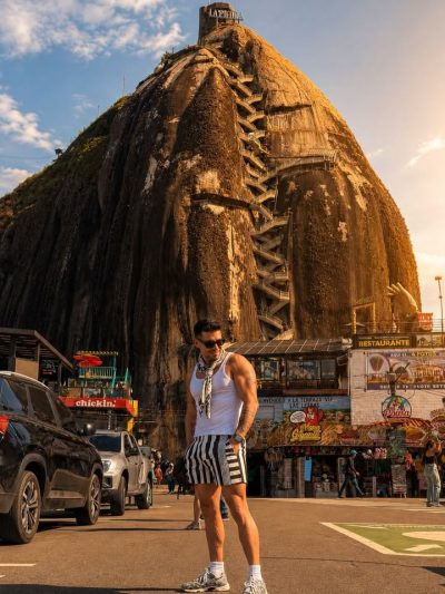 Guatape- Medellin-La Piedra Del Peñol в июле — фото погоды (2026-07-10)