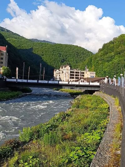 Роза Хутор в июле — фото погоды (2026-07-06)