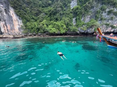Viking Cave and Phi Phi Lai в сентябре — фото погоды (2025-09-20)