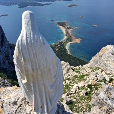 Isola Di Tavolara в марте — фото погоды (2026-03-23)