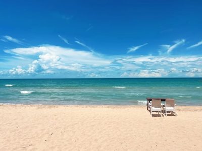 Moon Isle Beach Bungalow в апреле — фото погоды (2026-04-22)