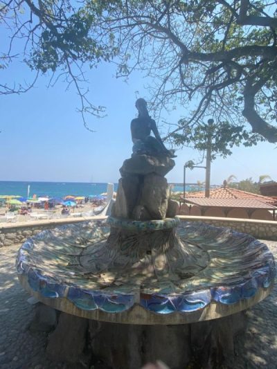 Giardini Naxos в феврале — фото погоды (2026-02-08)
