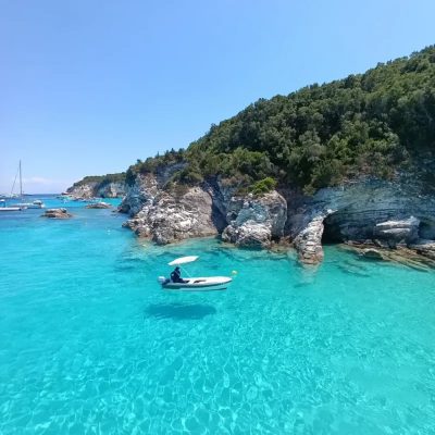 Paxos & Antipaxos Islands в июле — фото погоды (2026-07-07)