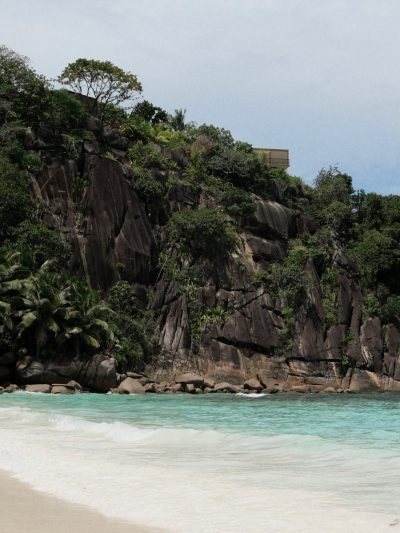 Four Seasons, Petit Anse, Seychelles в феврале — фото погоды (2026-02-24)