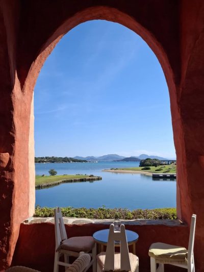 Hotel Cala Di Volpe, Porto Cervo — фото погоды в апреле (2026-04-19)