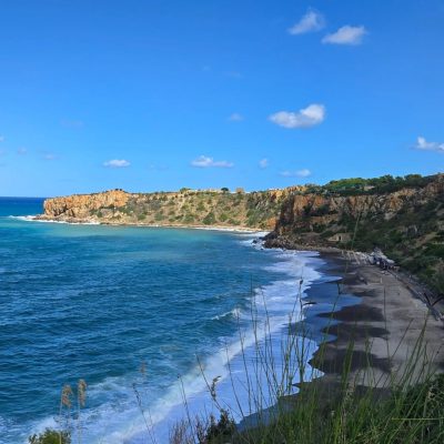 Spiaggia Torre Conca в октябре — фото погоды (2025-10-06)