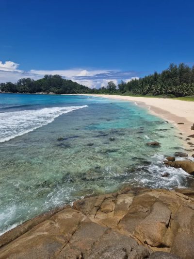Police Bay Seychelles в феврале — фото погоды (2026-02-28)