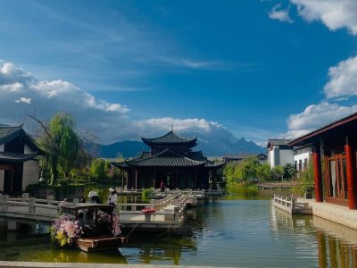 玉龙雪川 Yulong Snow Mountain в мае — фото погоды (2026-05-09)