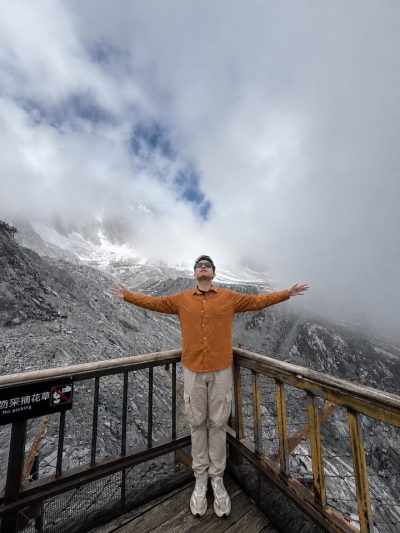 玉龙雪川 Yulong Snow Mountain в июле — фото погоды (2026-07-14)