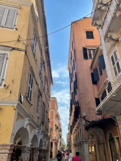 Old Town,Corfu в сентябре — фото погоды (2025-09-12)