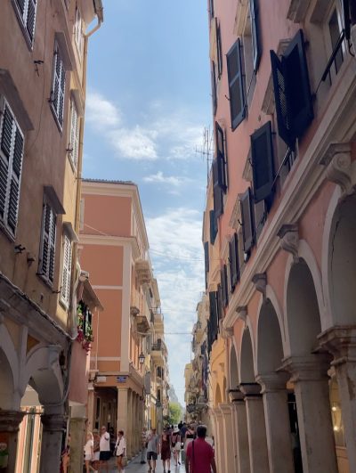 Old Town,Corfu в сентябре — фото погоды (2025-09-12)