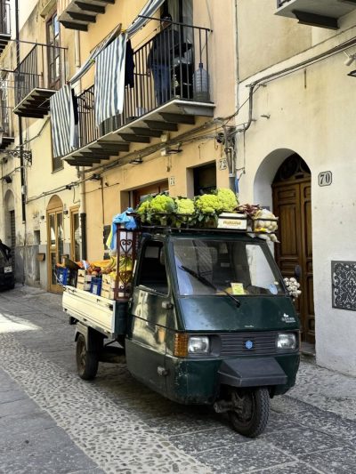 Cefalù, Sicilia в феврале — фото погоды (2026-02-02)