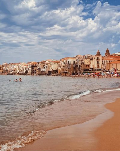 Cefalù, Sicilia в июне — фото погоды (2026-06-12)