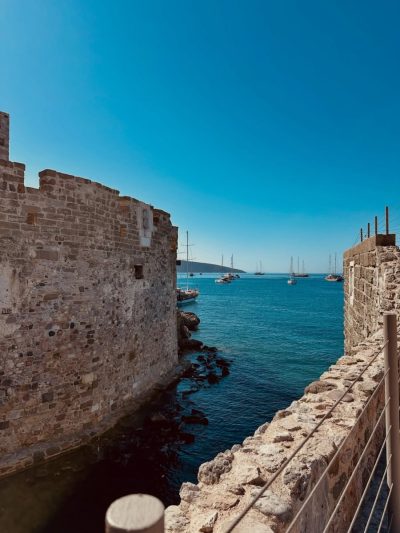 Bodrum Kalesi в декабре — фото погоды (2025-12-20)