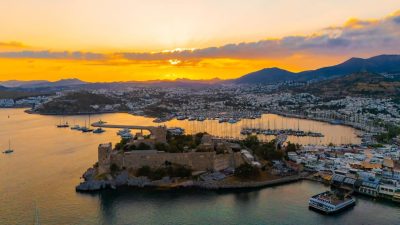 Bodrum Kalesi в мае — фото погоды (2026-05-05)